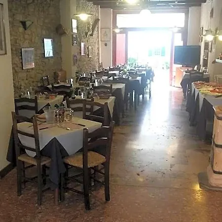 Capriolo Ξενοδοχείο 3*