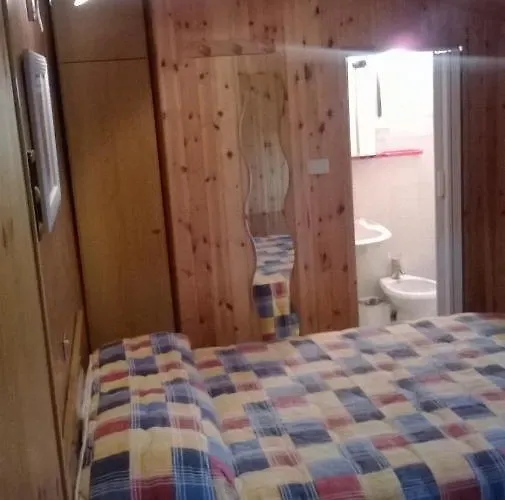 Capriolo Отель Видичатико